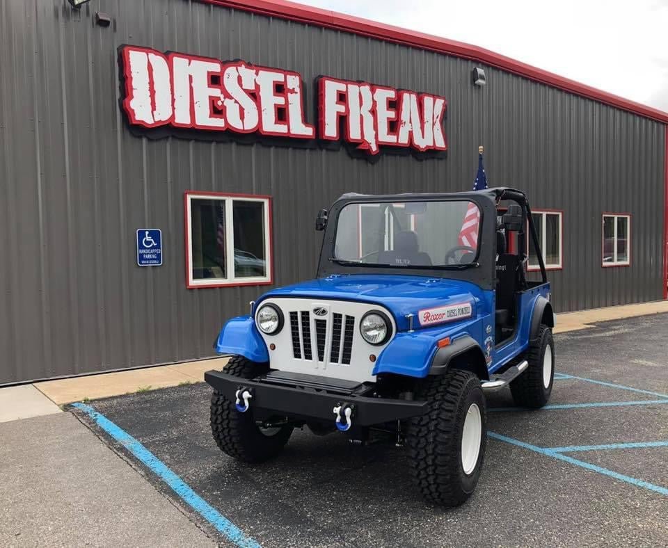 Roxor Graphics: Durable Custom Decals and Designs